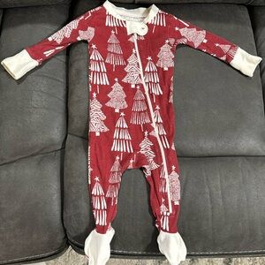 Burt’s Bees Baby Christmas Tree Sleeper size 0-3 months